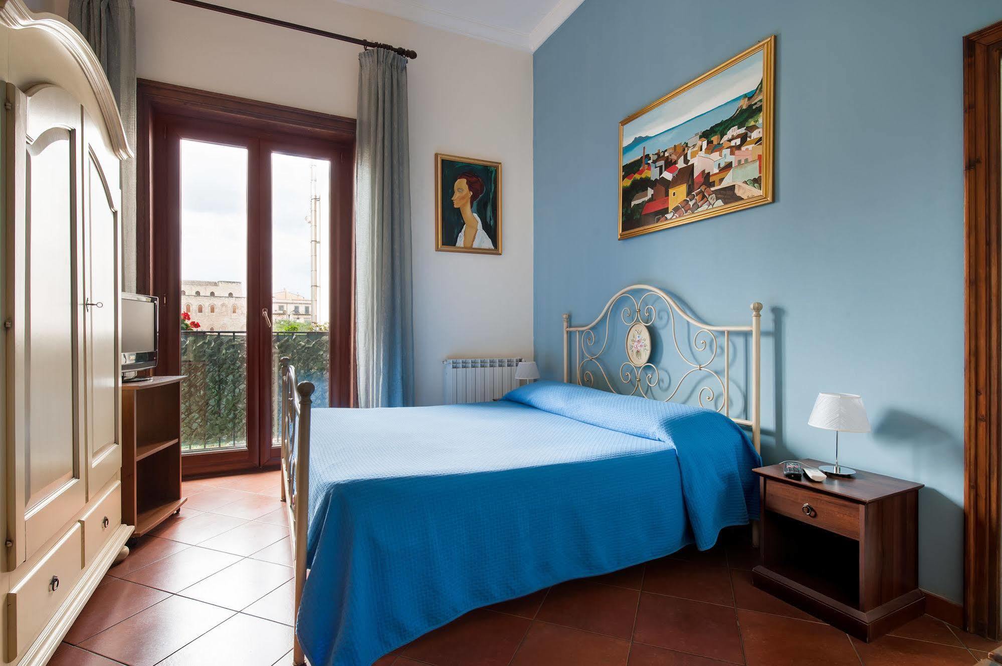B&B Casa Degli Artisti Palermo Exterior photo