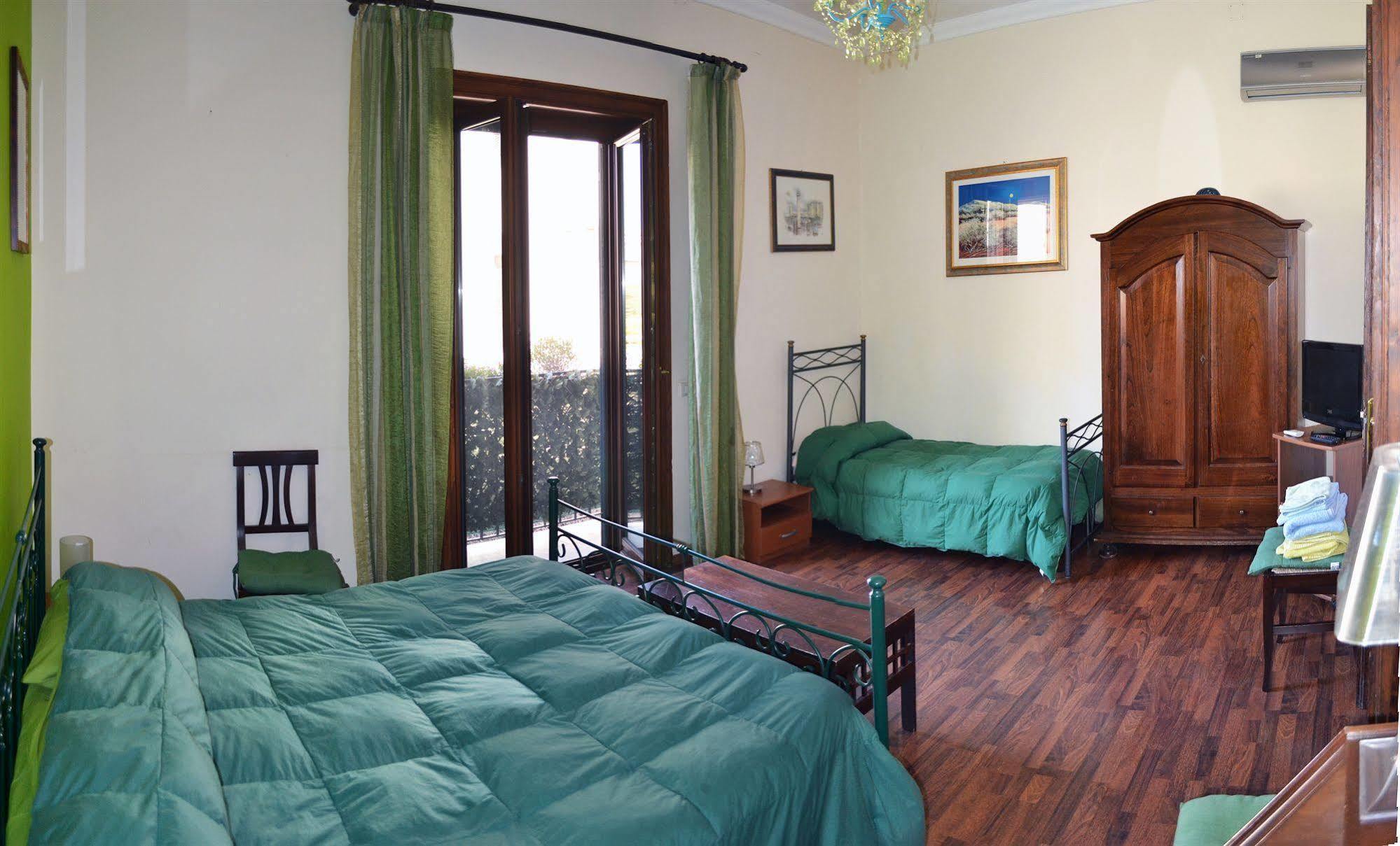 B&B Casa Degli Artisti Palermo Exterior photo